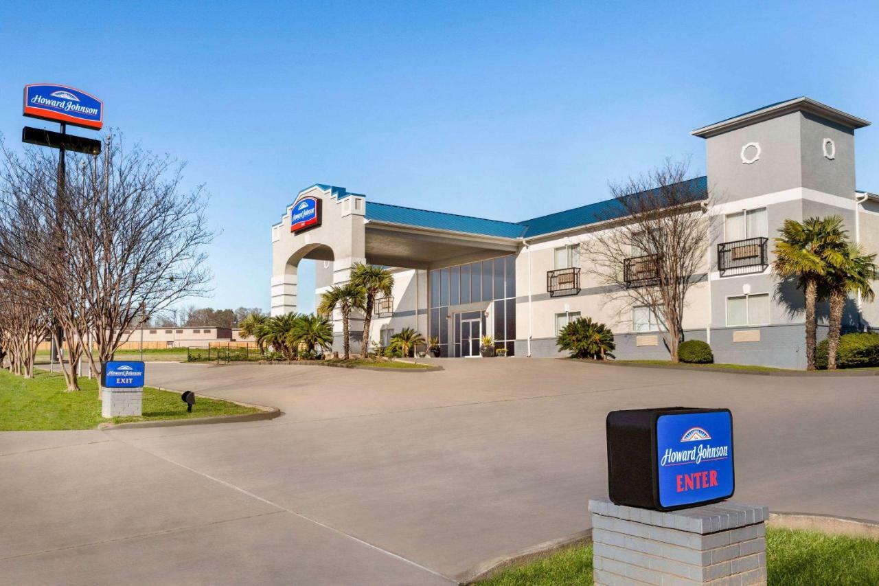 Howard Johnson By Wyndham San Antonio Hotel & Suites מראה חיצוני תמונה