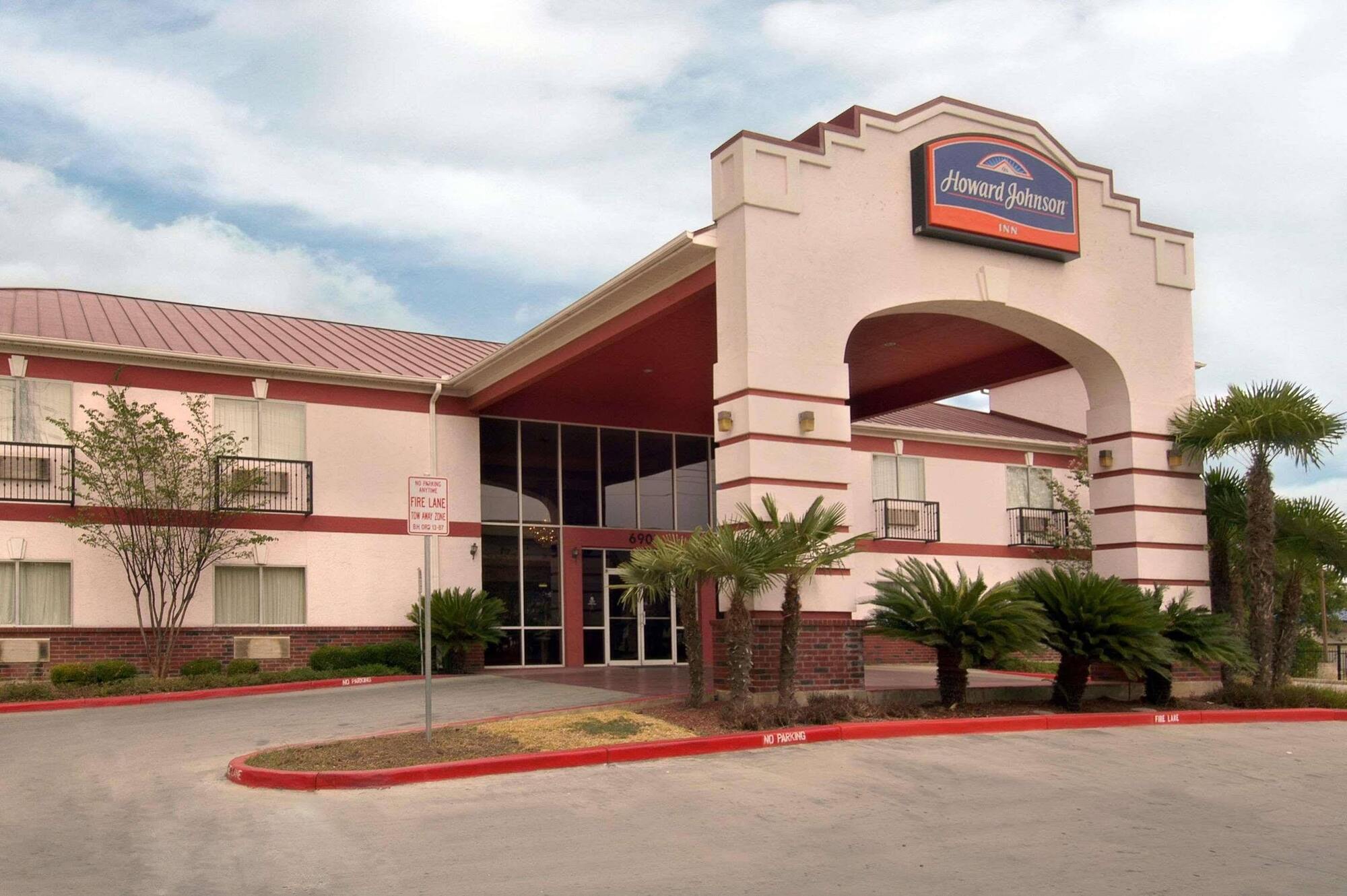 Howard Johnson By Wyndham San Antonio Hotel & Suites מראה חיצוני תמונה